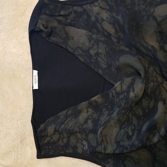 Sleeveless top - Picture 3 of 5